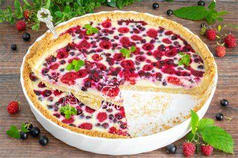 Способы подачи пирога с ягодами